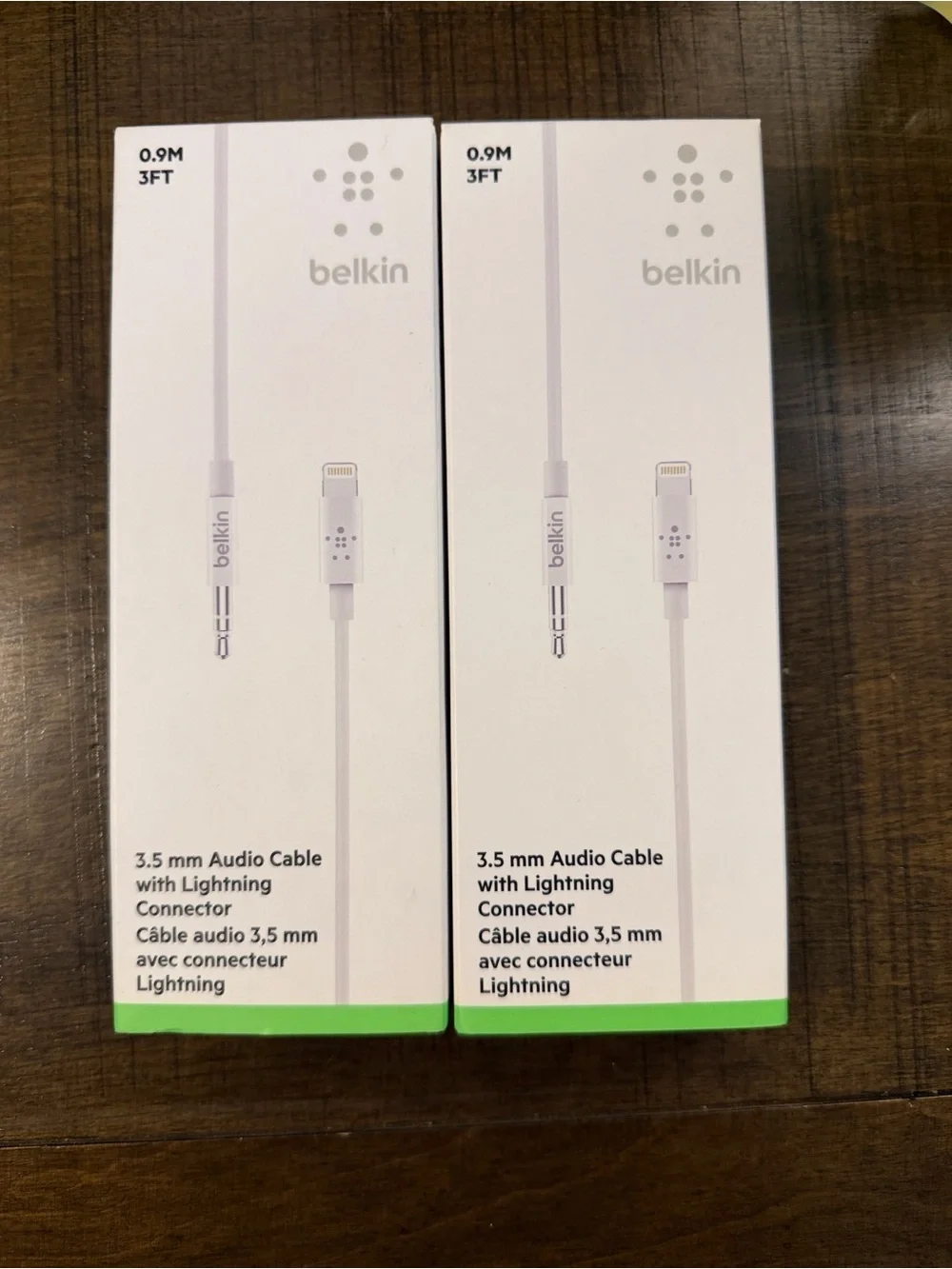 2 Belkin White 3.5mm to Lightning Audio Cable - White